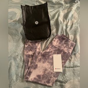 Lululemon tie-dyed Align leggings